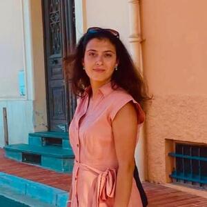 Fundraising Page: Lara Varjabedian